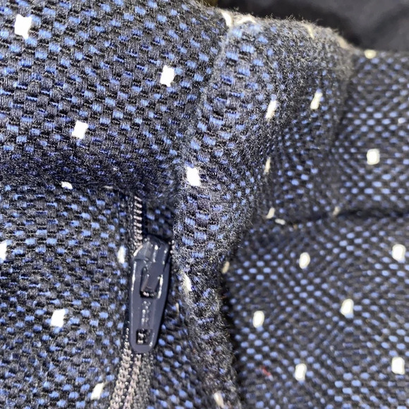 BANANA Republic navy Swiss dot size 2 long pants with pockets - Picture 3 of 9